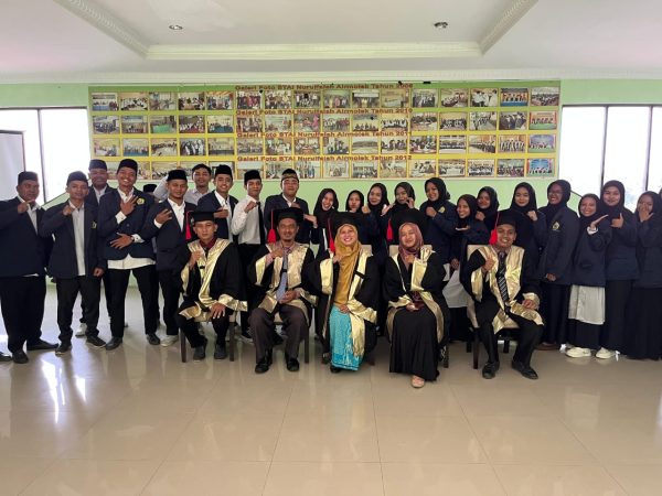 STAI Nurul Falah Gelar Sidang Ujian Skripsi untuk 27 Mahasiswa
